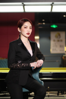 夜玩亲女丹丹h文